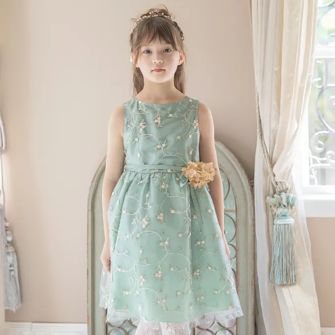 日本 Catherine Cottage - 精緻花朵刺繡薄紗洋裝/小禮服-附繡球花別針-海軍藍