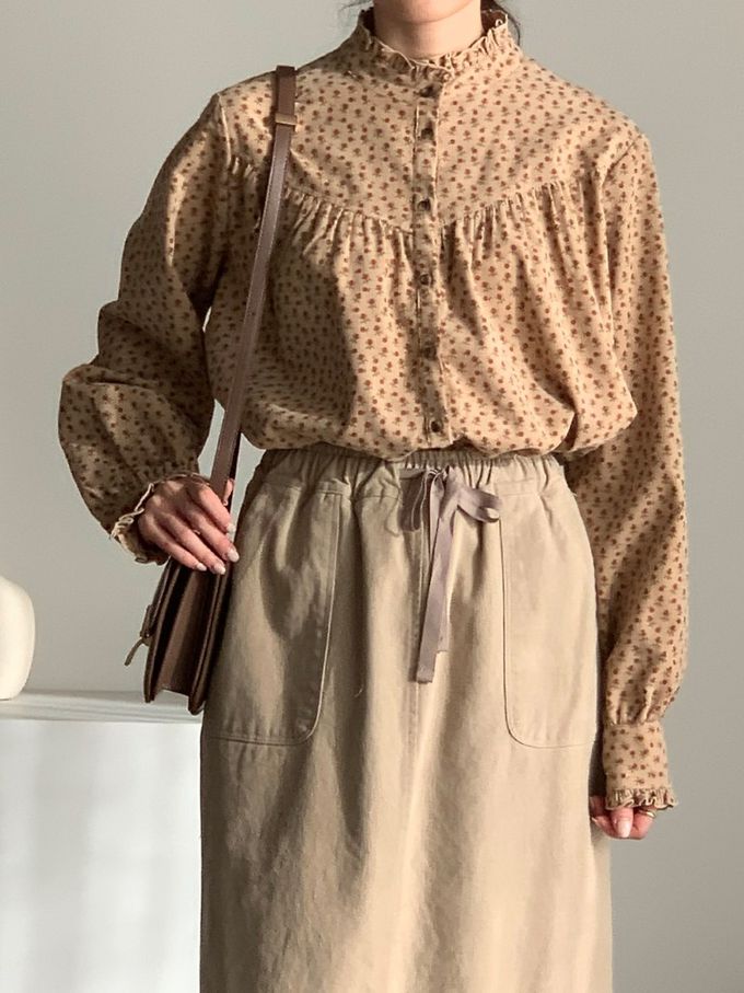 韓國女裝連線 - 滿版小花朵燈芯絨長袖襯衫-卡其 (FREE)