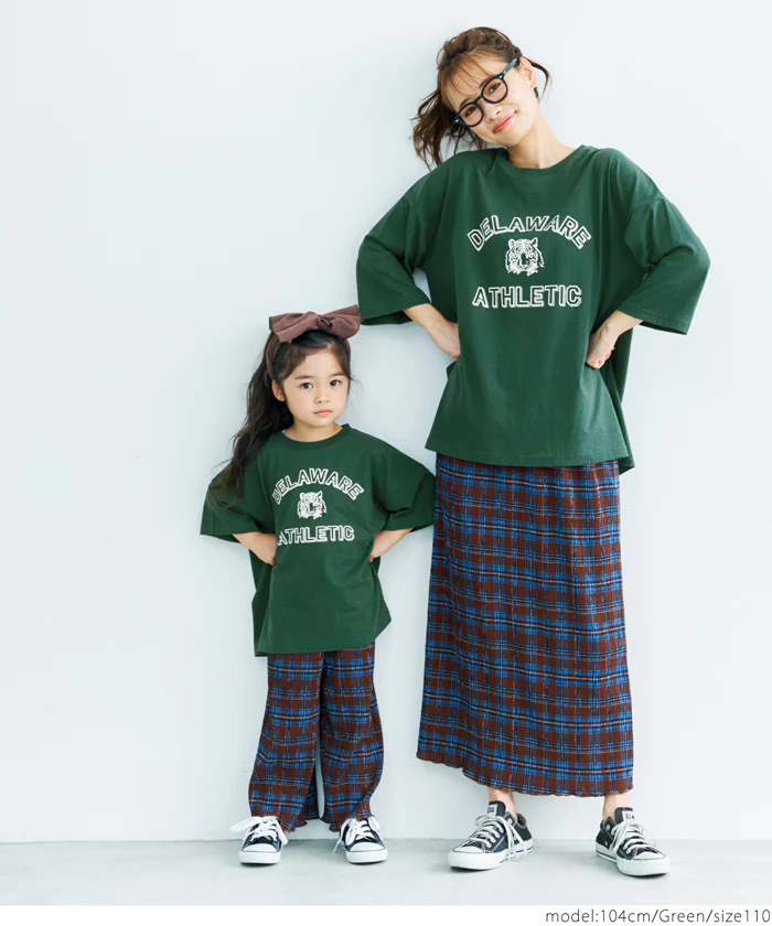 日本 COCA - 圓領純棉透氣字母短T-孩子-淺粉