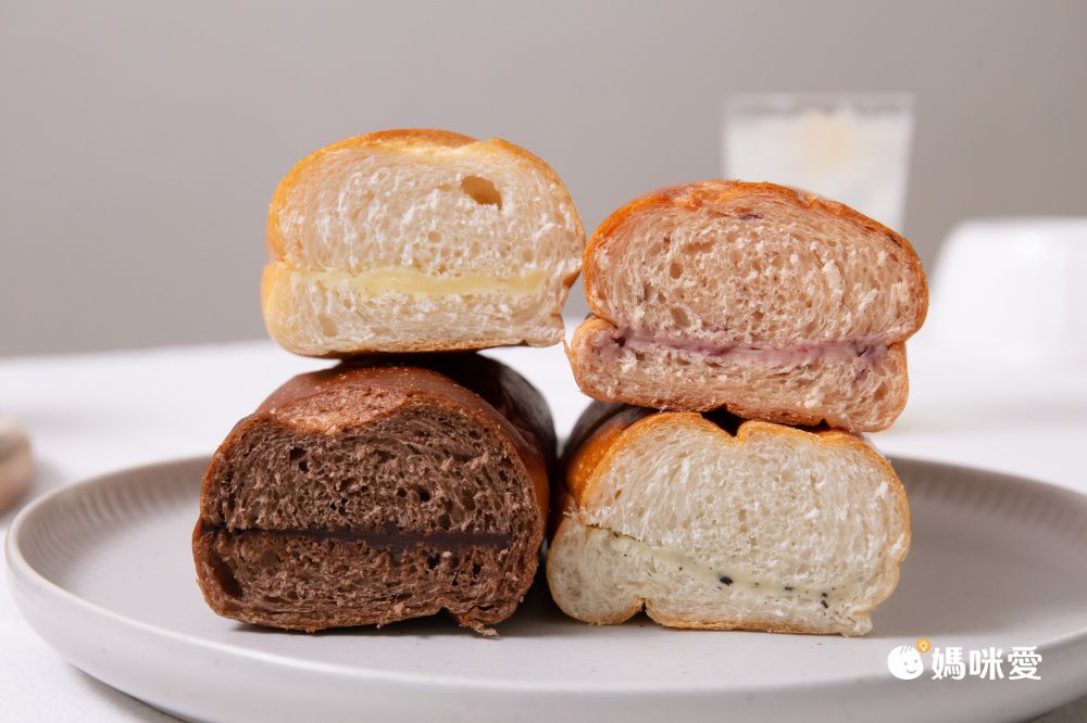 免運｜高雄排隊名店【奧瑪烘焙】日式崎風蛋糕/羅馬生乳包