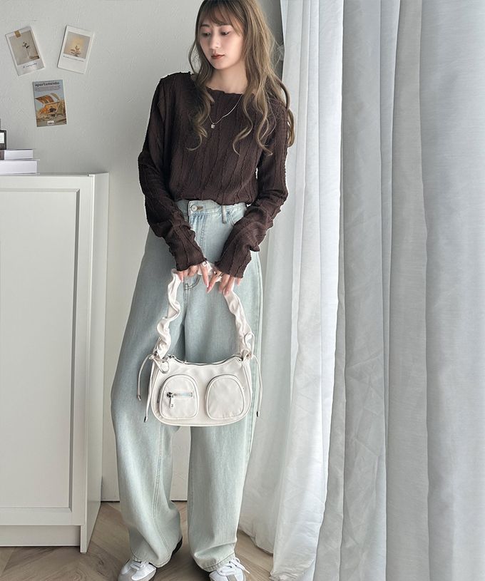 日本 Classical Elf - 奢華羽毛感緹花長袖上衣-米黃