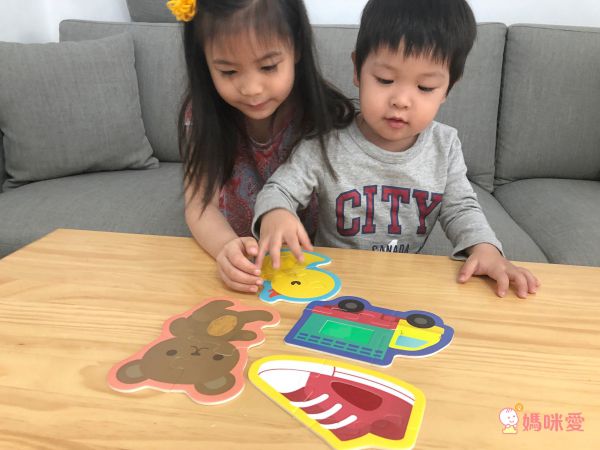 美國 mudpuppy - 觸感拼圖-威武恐龍-12片