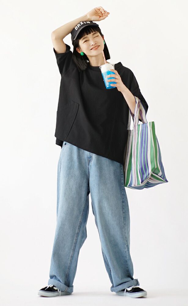 日本 zootie - 大圓領雙口袋落肩五分袖上衣-天使白