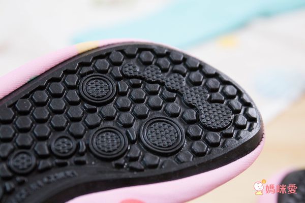 韓國 OZKIZ - 潛水布面輕量/防滑兒童沙灘鞋/戲水鞋-機器人