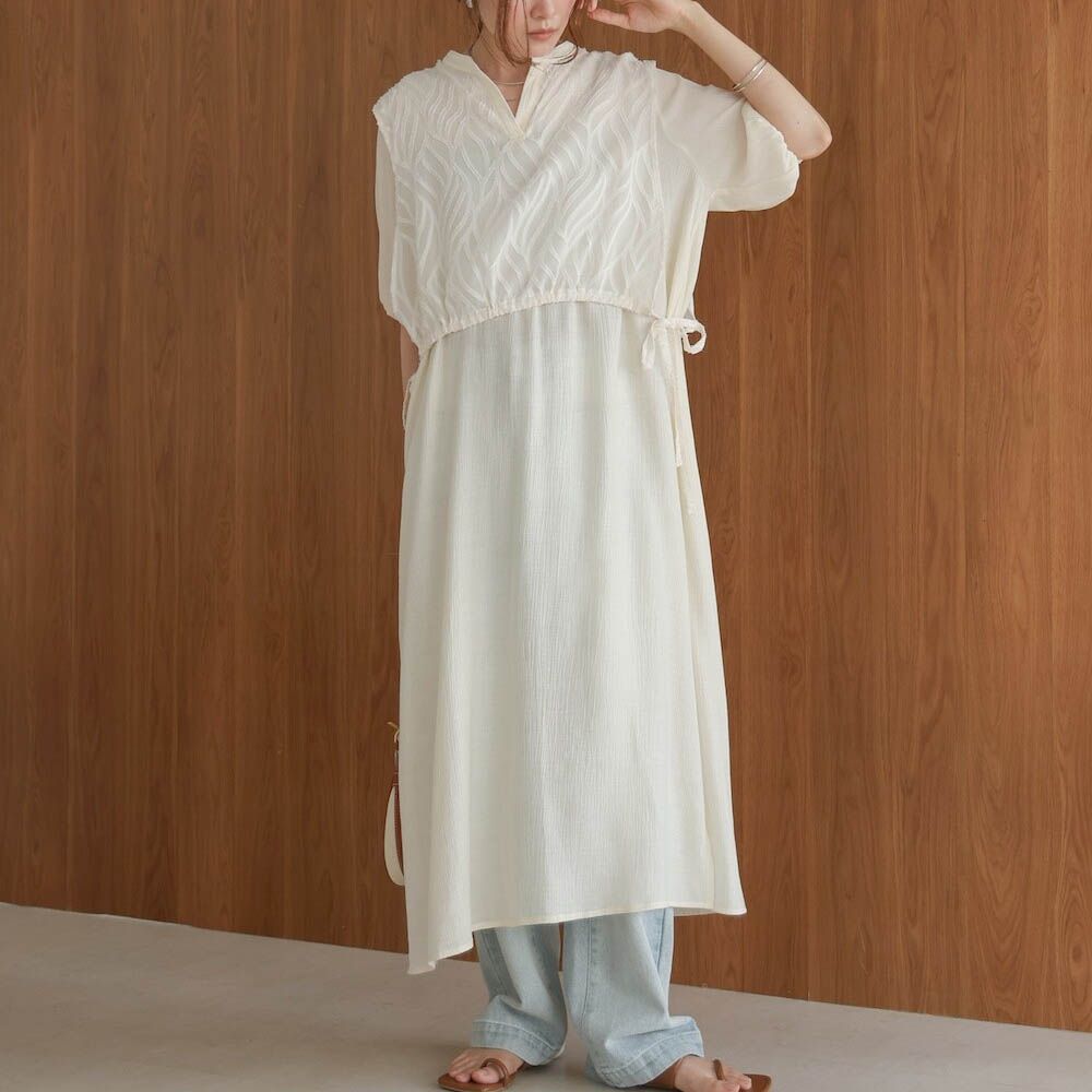 輕盈蕾絲緹花多層次短袖洋裝-象牙白