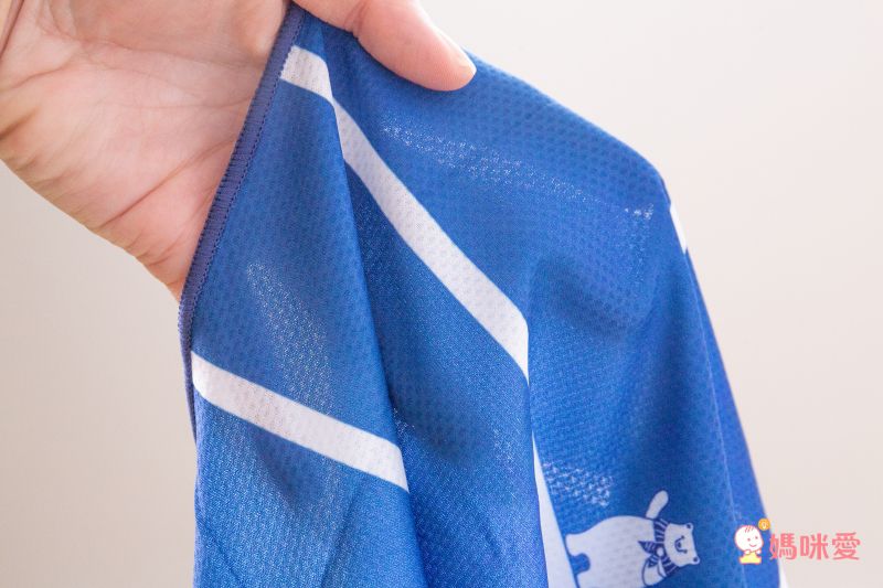 日本弘雅堂 - 抗UV水涼感巾(清新香味)-薄荷味-深藍北極熊 (M(30x100cm))