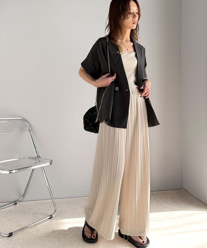 日本 Classical Elf - 羅紋長腿線條感率性寬褲-(下襬抽繩)-淺灰杏