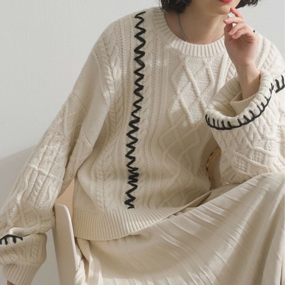 手工編織感柔美麻花紋理毛衣-象牙米