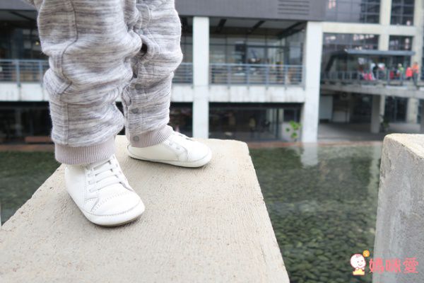 【澳洲設計師品牌old soles】頂級真皮 全程手工製作 休閒鞋/學步鞋/娃娃鞋