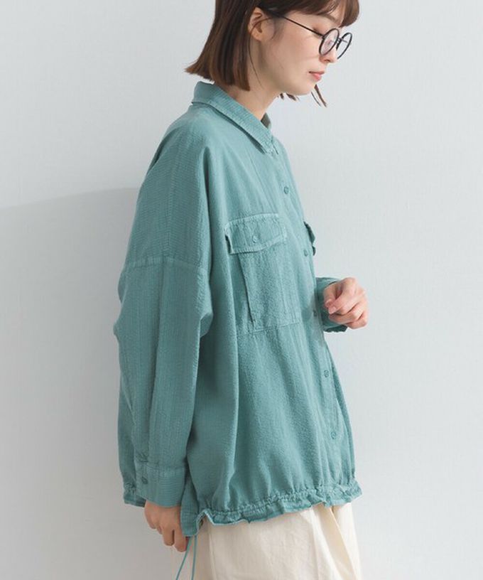 日本 Lupilien - 復古紋理率性抽繩純棉落肩襯衫-綠
