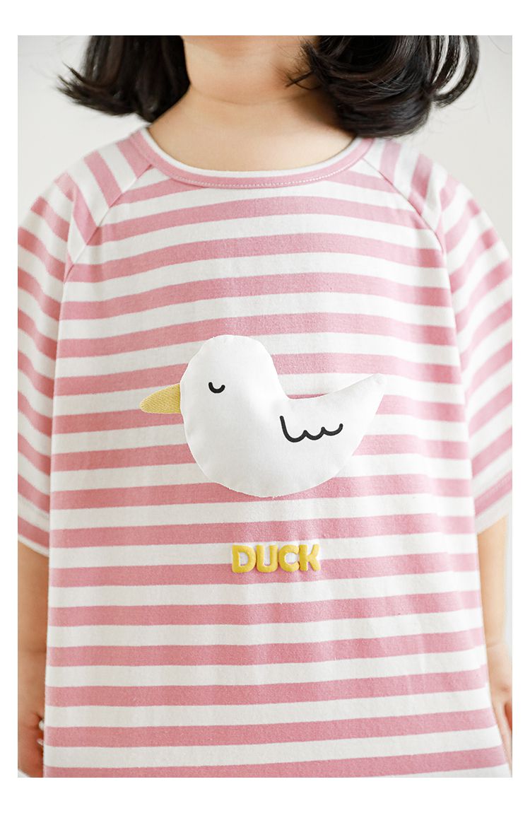 立體條紋休閒短袖上衣-小鴨-粉色