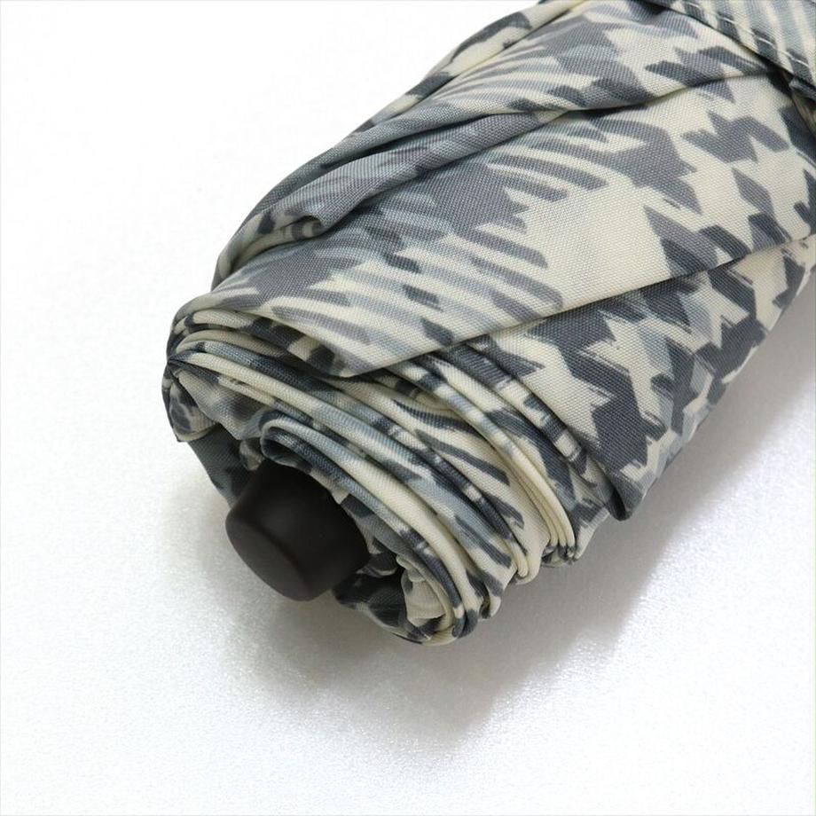 日本 nifty colors - 抗UV輕量 晴雨兩用J型手把折疊傘-格紋拼接-淺藍 (直徑90cm/171g)