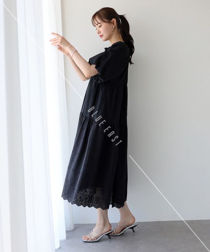 日本 BLUE EAST - 100%棉 下擺精緻蕾絲泡泡短袖洋裝-淺卡其