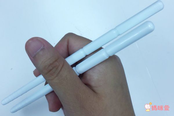 日本 Combi - 三階段彈力學習筷-左手-橘-＋贈學習筷環保收納袋