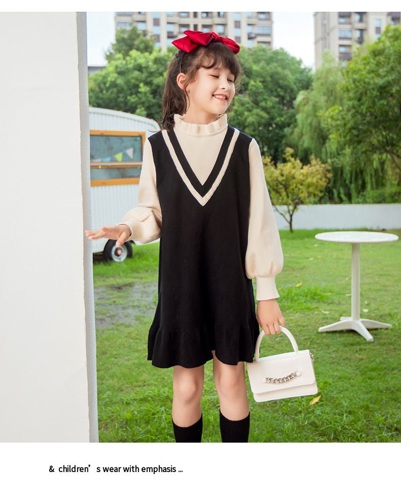 假兩件V領泡泡袖毛衣連身裙-黑色