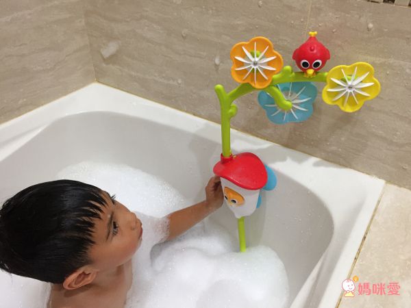 讓寶寶愛上洗澡【Yookidoo 洗澡玩具】開心洗澎澎，晚上更好睡
