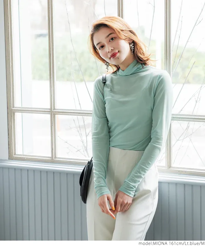 日本 COCA - 微透膚立領長袖上衣/內搭-深可可