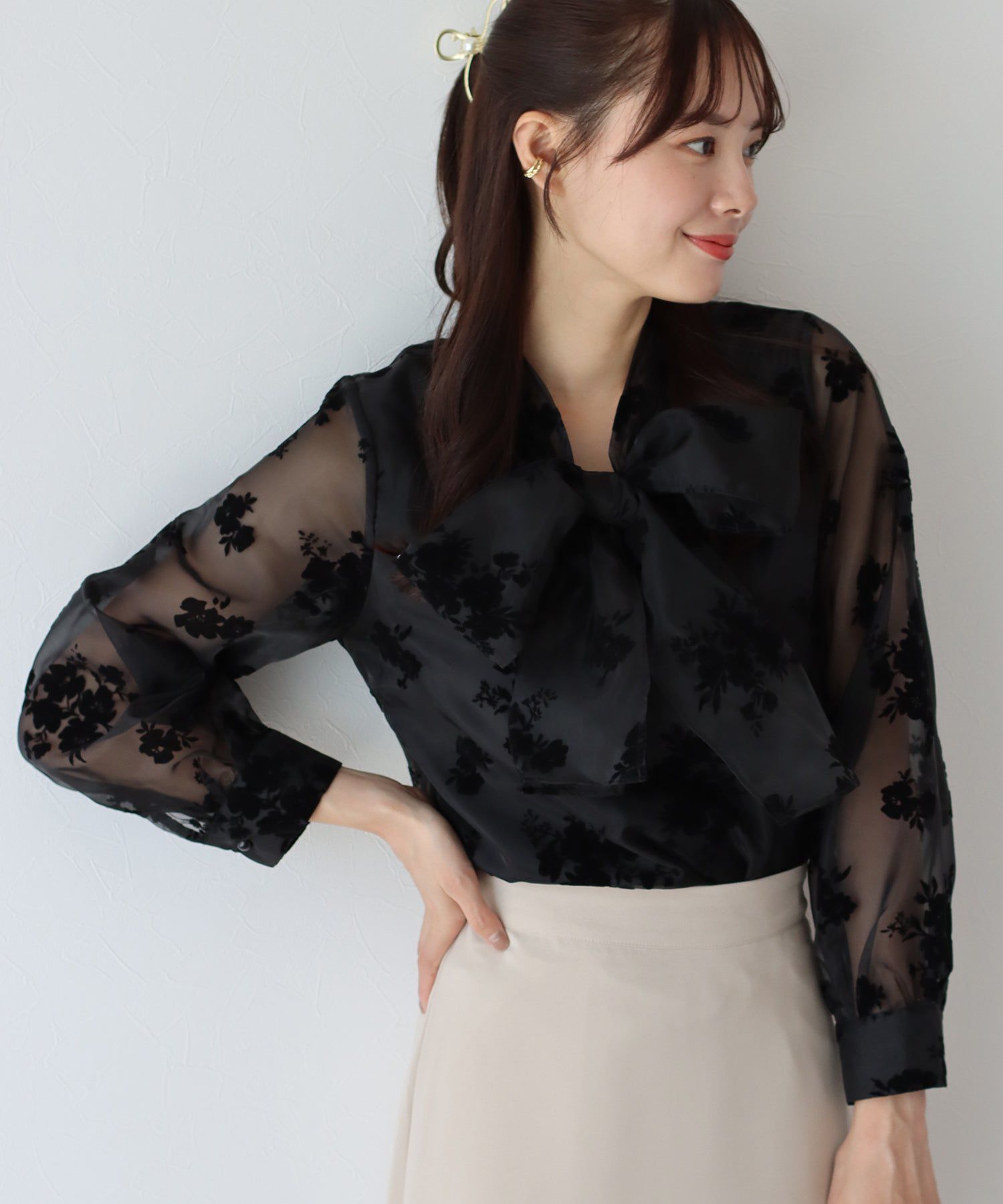 日本 BLUE EAST - 浪漫歐根紗蝴蝶結長袖上衣-黑