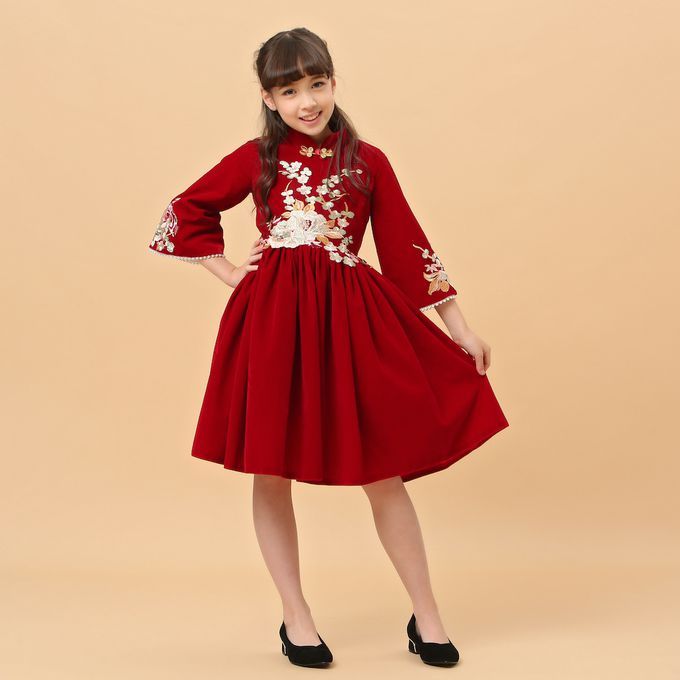 love, charlotte - 氣質中式繡花旗袍領絨面拜年洋裝禮服