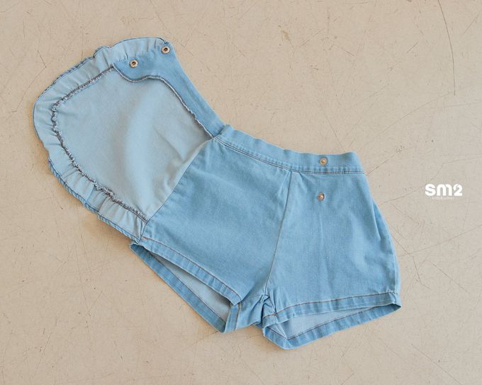 韓國 sm2 - 荷葉剪裁牛仔銀釦片裙褲-水洗藍