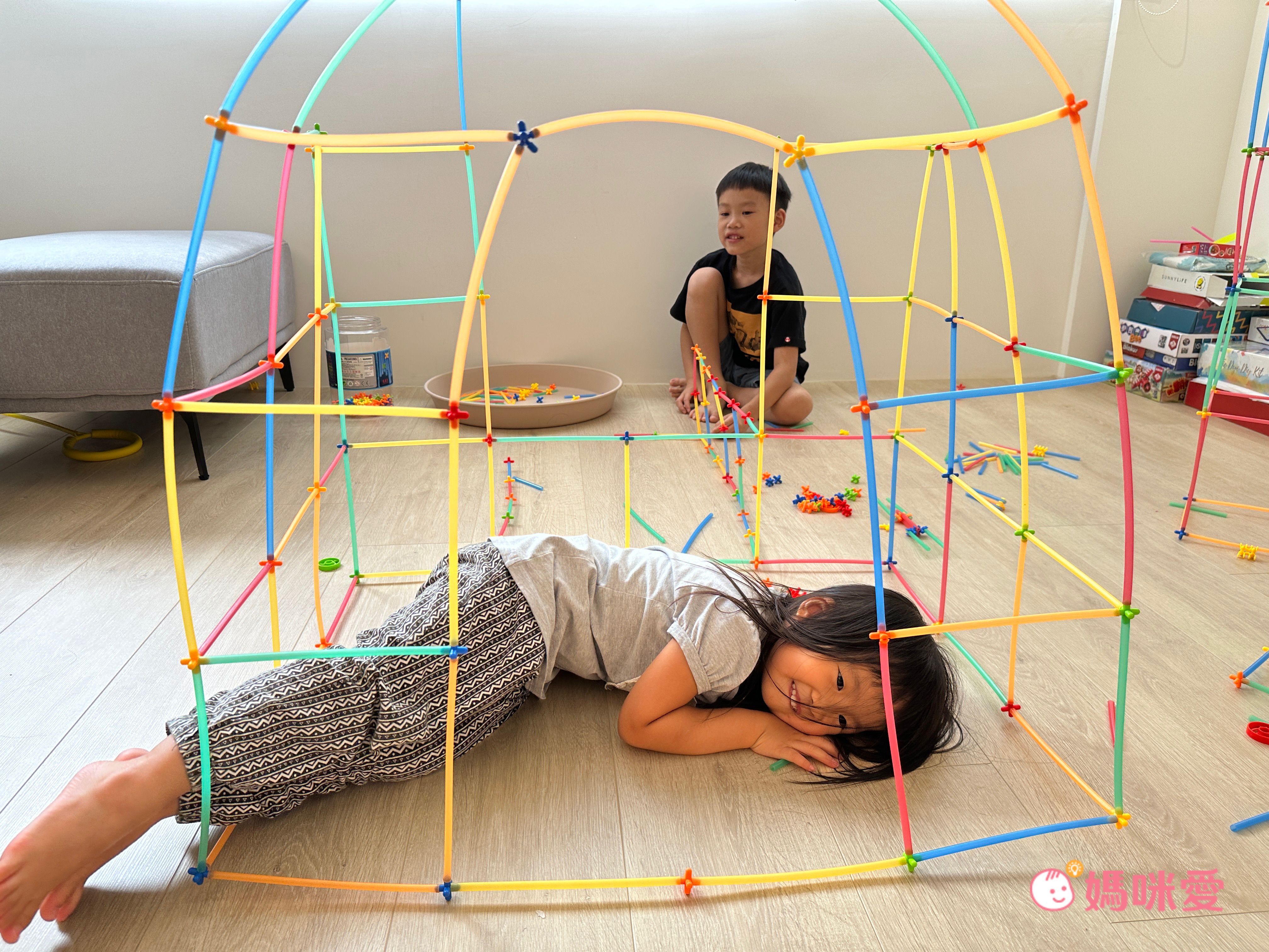 私密社團爆紅！【韓國Roomireve】魔術軟管積木