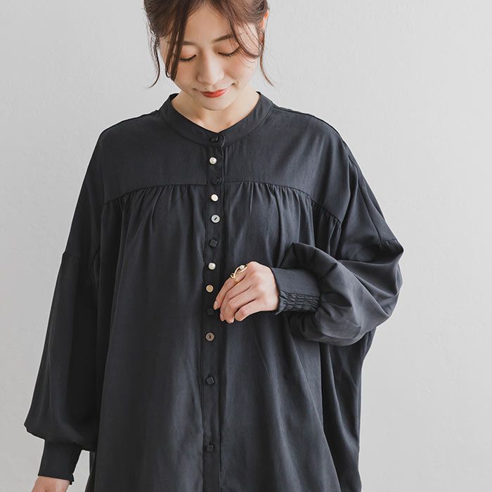 日本 ihuu - 文藝少女排扣長版襯衫-米杏