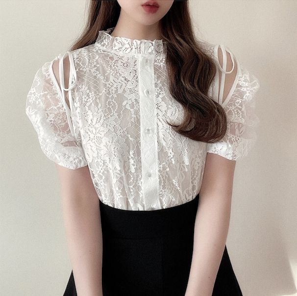 日本 GRL - 花朵蕾絲領綁帶短袖上衣-黑 (F)