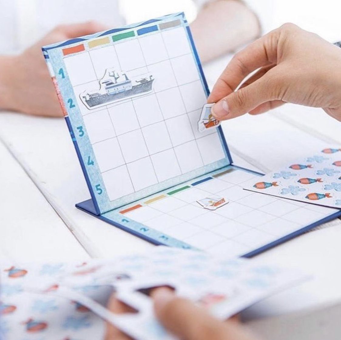 Moulin Roty - 磁鐵遊戲書-戰艦棋盤