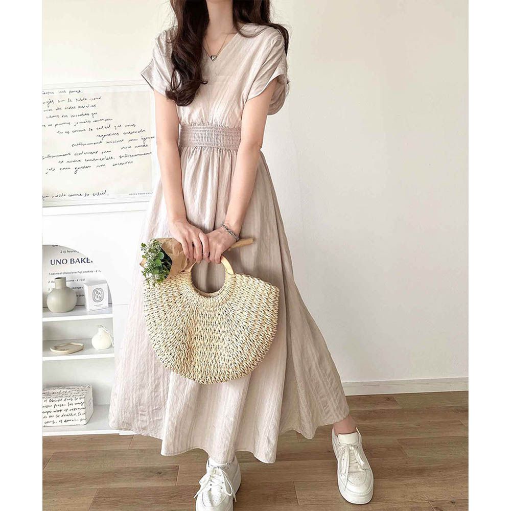 氣質V領縮腰修身短袖洋裝-淺米杏