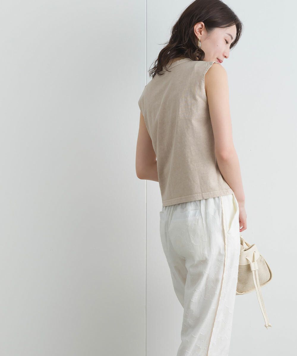 日本女裝代購 - 天竺棉顯瘦剪裁無袖上衣-簡約白