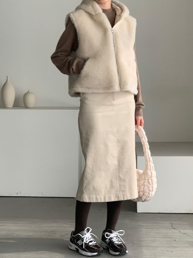 韓國女裝連線 - 薄燈芯絨直筒後開衩中長裙-米白