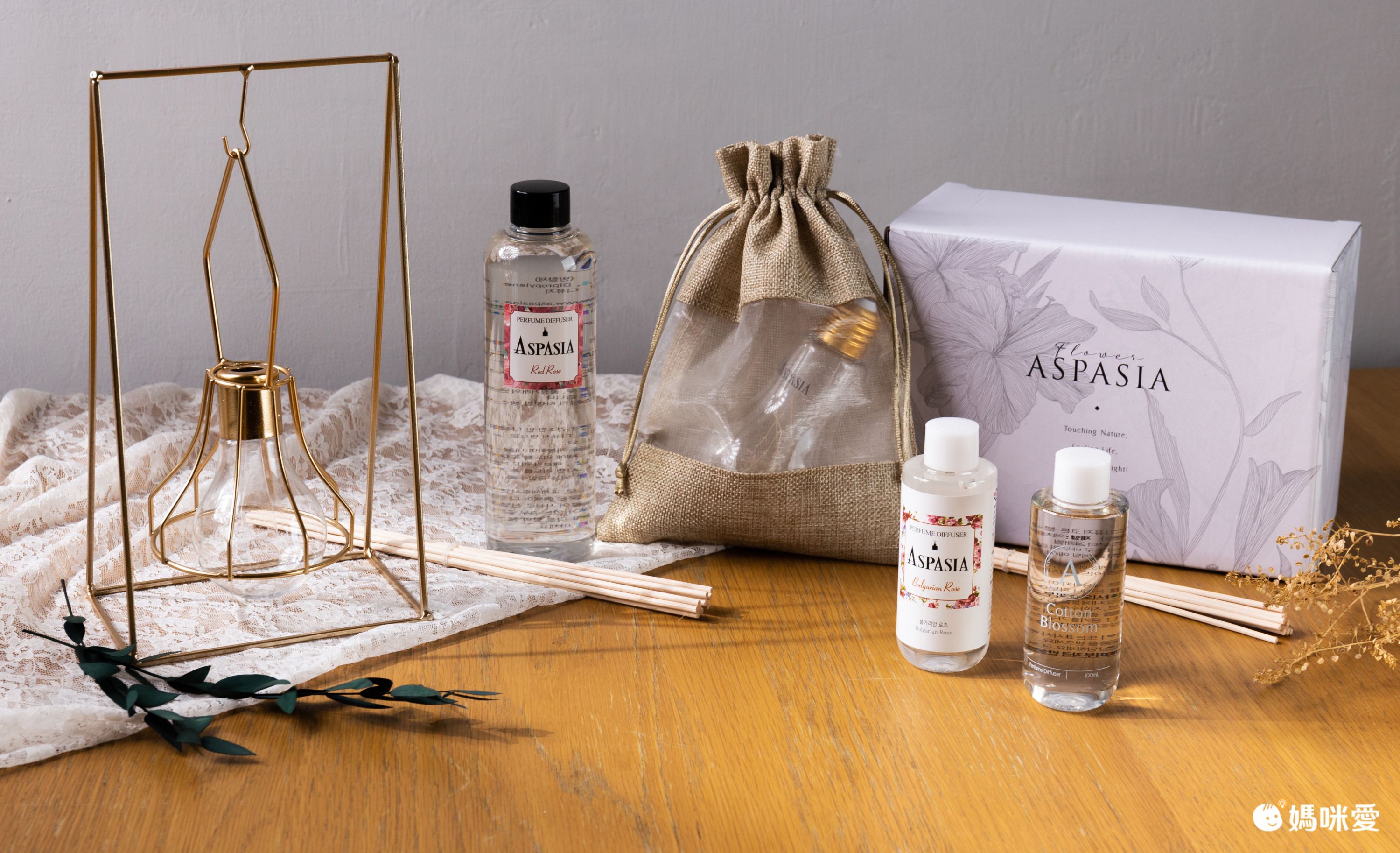 韓國 ASPASIA - 摩登人造花點綴擴香組-水滴玻璃瓶-裝飾容器+擴香100ml+擴香棒x10