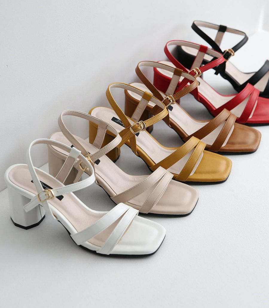 韓國 Dangolunni - 3cm氣質細帶粗跟涼鞋-杏