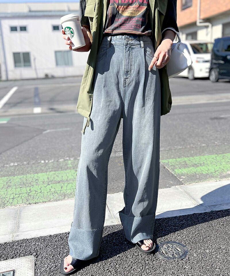 日本 Classical Elf - 美式復古反摺牛仔寬褲-淺水藍