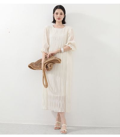 Yukié - 氣質滿分壓摺雪紡泡泡袖長洋裝-米杏色 (F)