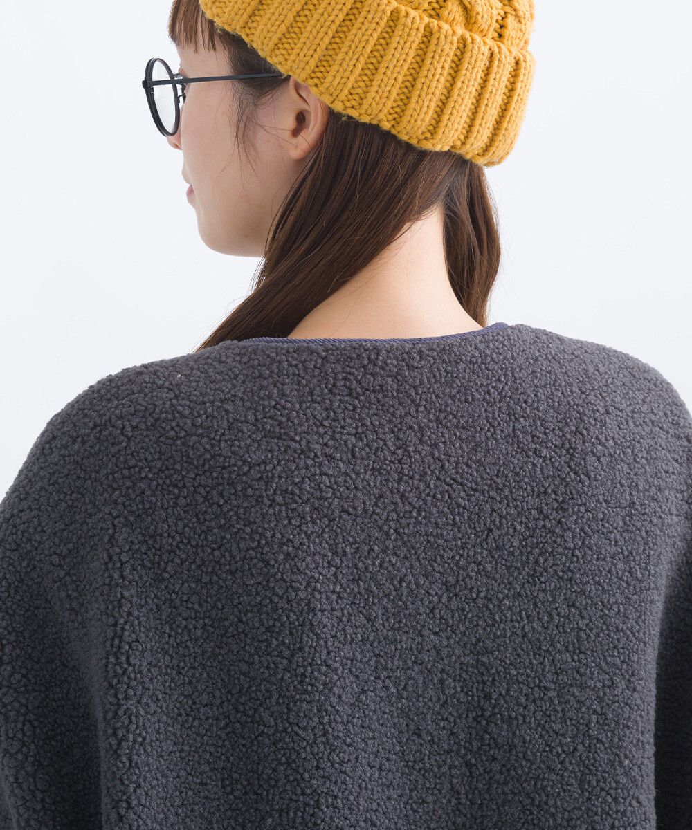 日本女裝代購 - 毛茸雲朵絎縫拼接長版鋪棉外套-軍綠