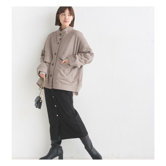 日本 OMNES - 人字紋休閒口袋俐落短版大衣外套-卡其