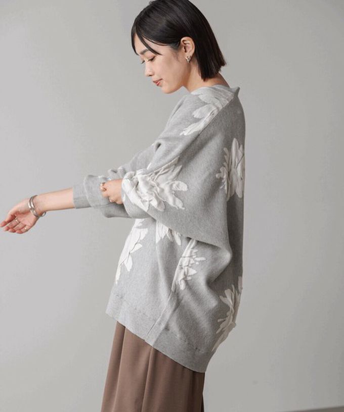 日本 Bab - 唯美花卉寬鬆感針織開襟外套-白