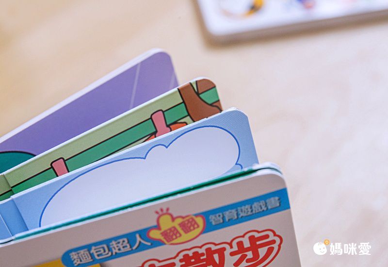日本麵包超人 - 麵包超人翻翻智育遊戲書組合(5書)-顏色+數數+搭交通工具+一起來散步+精彩的一年