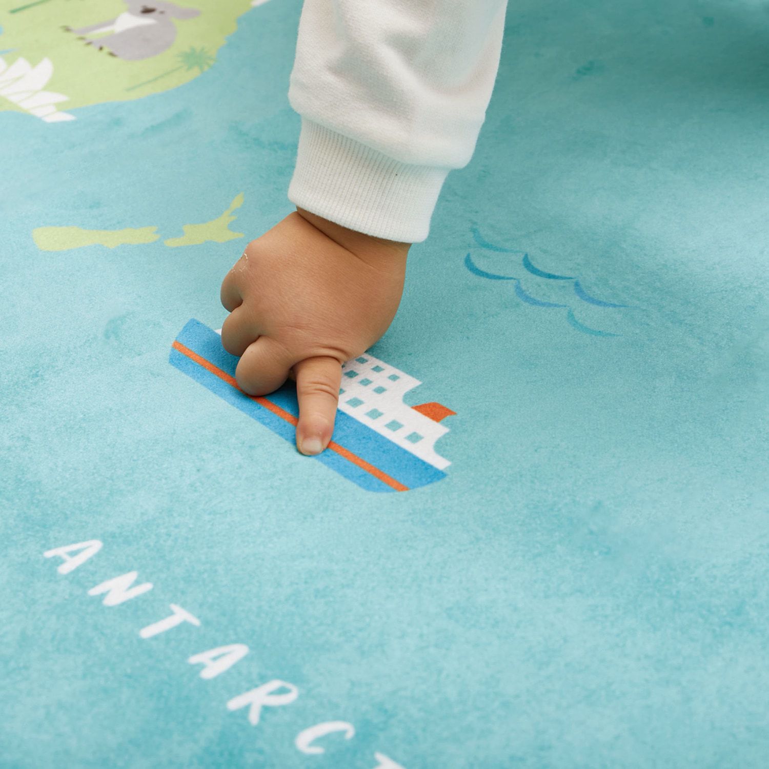 日本千趣會 - 邊學邊玩！可機洗細絨兒童地毯-水族館 (120×180cm)