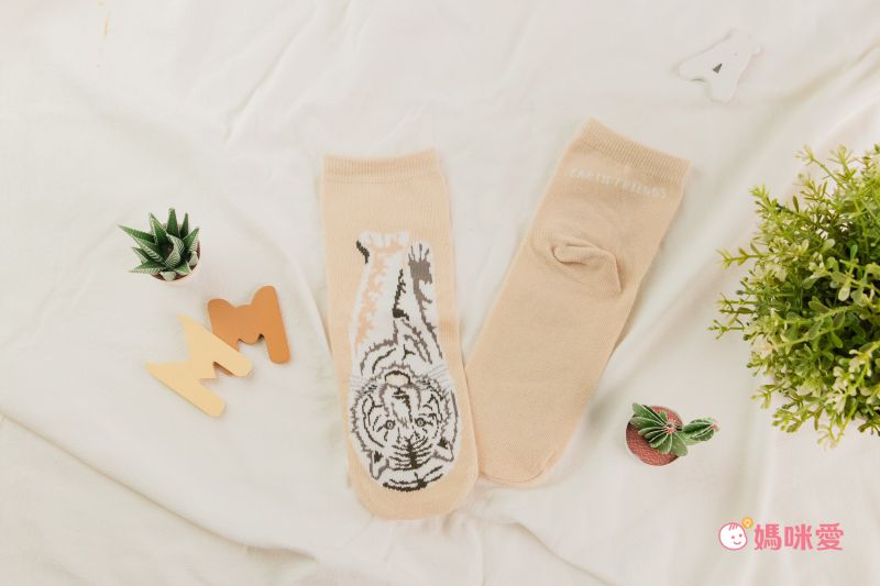 日本 aehwa - 地球的朋友 印花大人襪(媽媽)-花園鰻-水藍 (23~25cm)