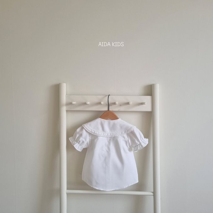 韓國 AIDA - 大方花布雕刻翻領短袖襯衫-白