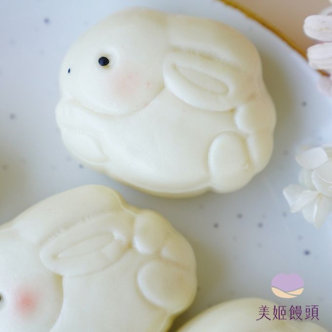 美姬饅頭 - 玉兔蹦向你鮮乳造型奶黃包