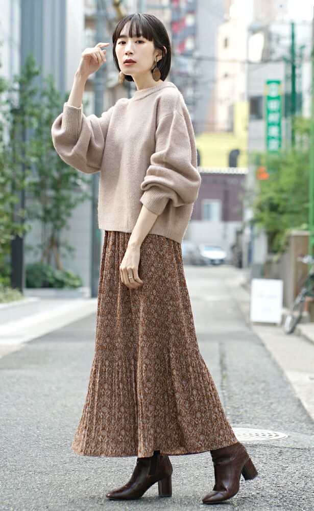 日本 zootie - 簡約柔軟澎澎袖短版毛衣-寶石藍