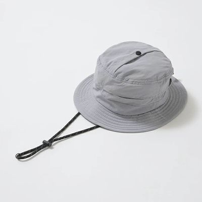 日本 b-ROOM - 防潑水 帥氣山系尼龍遮陽帽(可收納)-銀灰