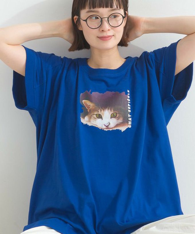 日本 Lupilien - 療癒休閒感落肩長版T恤-貓咪照片-淺棕