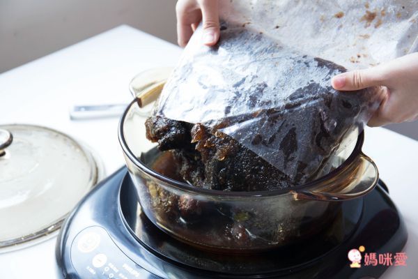 【元進莊】油蔥雞腿、蒲燒雞肉捲 ❤ 退冰就能吃！還有養生滋補黑蒜雞湯、滴雞精