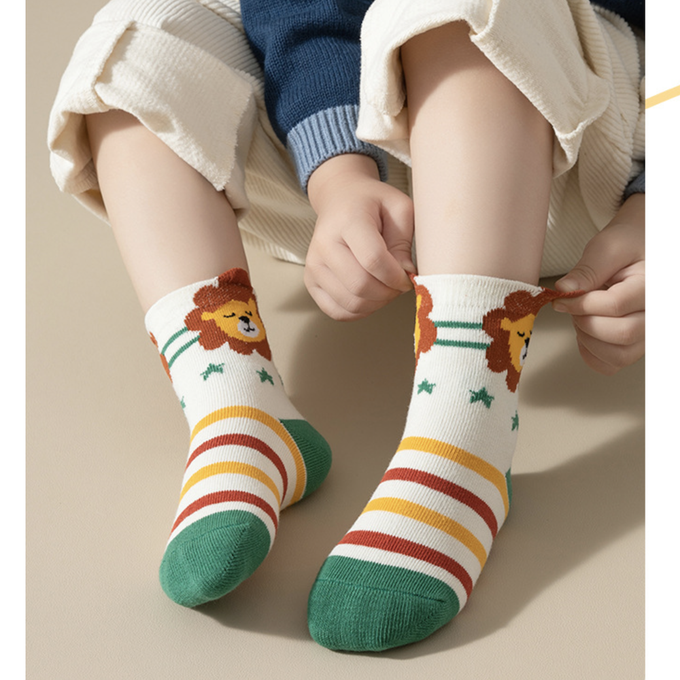 love, charlotte - 秋冬季卡通森林之王中筒棉襪-5 雙一組