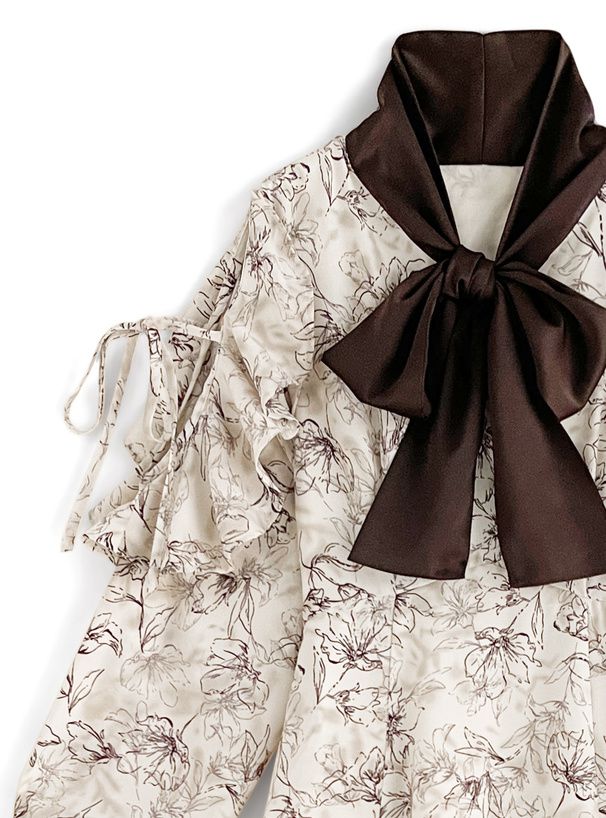 日本 GRL - 開袖設計碎花扭結長袖洋裝-米杏