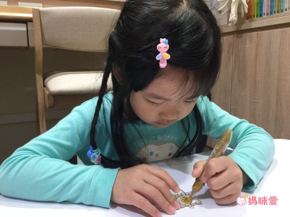 甜甜價入手 ✿ 噴畫藝術家、韓國時尚造型組、迷你繽紛貼紙機